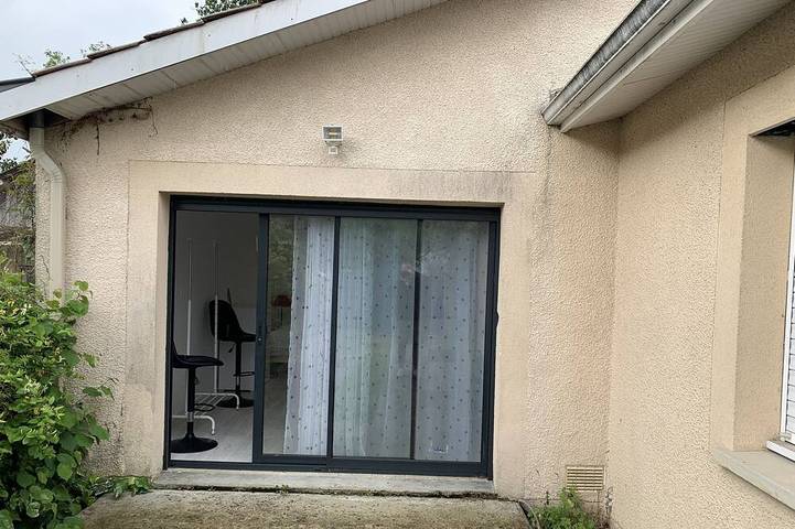 Appartement entier, Studio bien situé proche Chu Pellegrin- secteur Haut Brion in Talence, Région de Bordeaux
