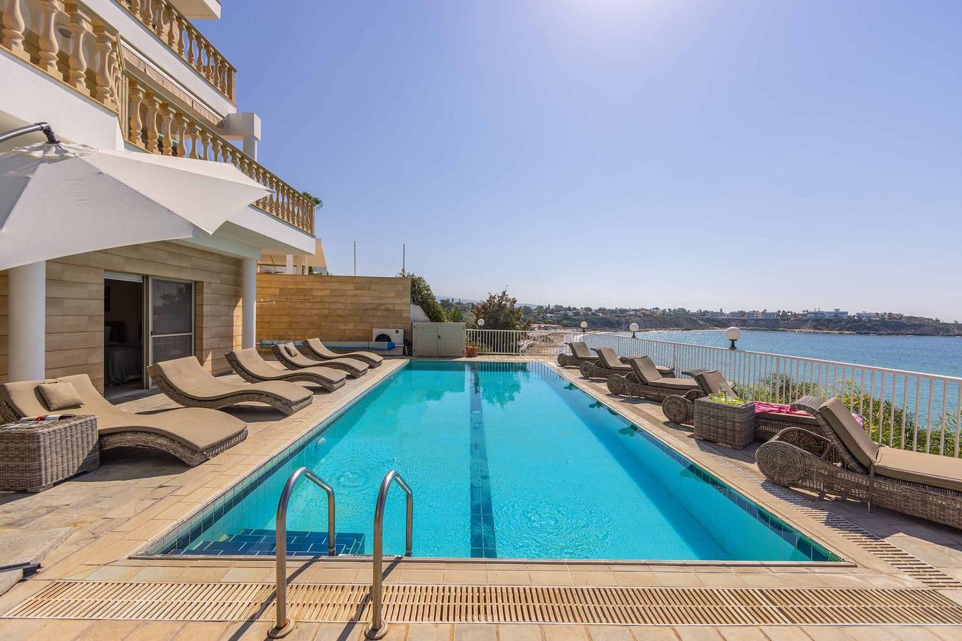 Katina Beach Villa in Peyia, Südzypern