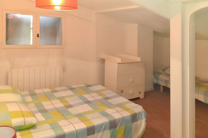 Location de vacances pour 9 personnes, avec jardin à Montferrat - 3