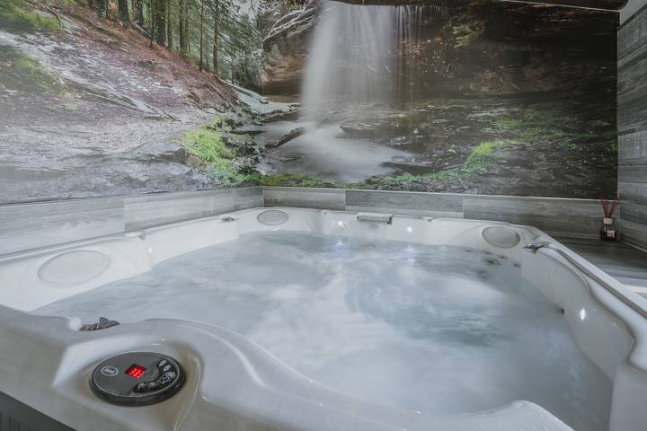 Casa rural para 13 personas, con piscina para niños además de jacuzzi y jardín, Familias con niños en Castilla y León - 2