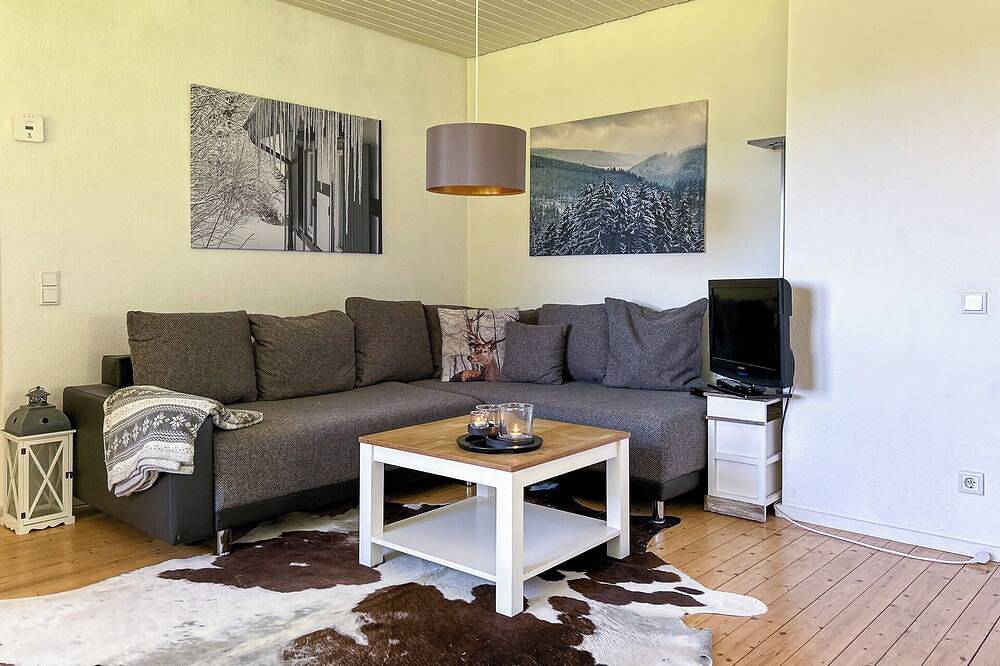 Fachwerkhaus, grandioser Blick, direkt am Rothaarsteig, in der Nähe von Winterberg in Langewiese, Winterberg