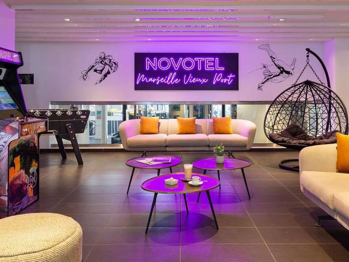 Hôtel pour 4 personnes, avec Terrasse et Piscine dans Plage des Catalans - 3