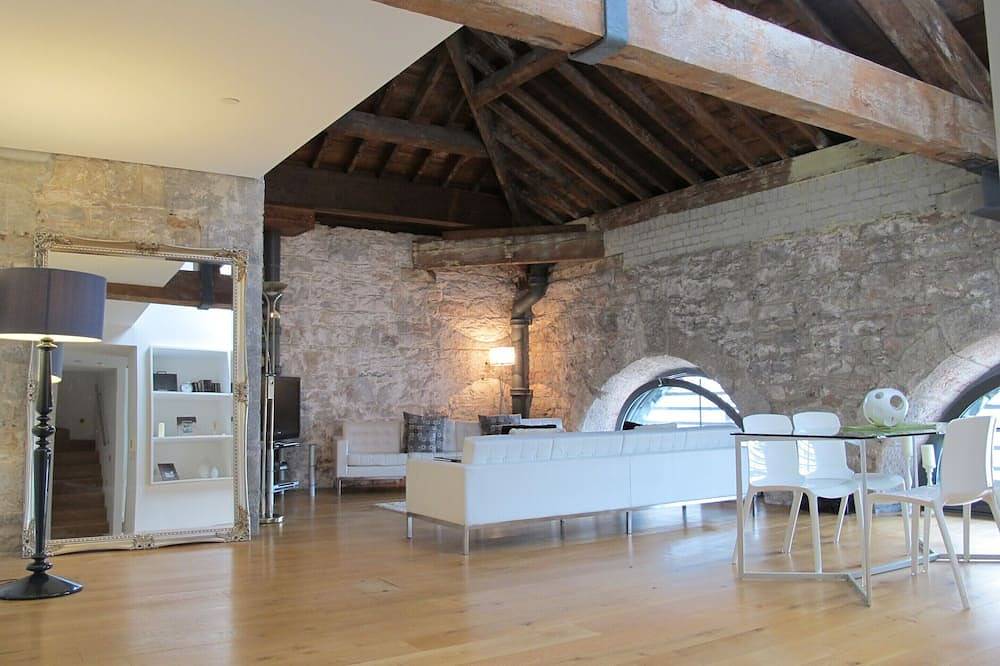 Apartment for 6 People in Plymouth, England