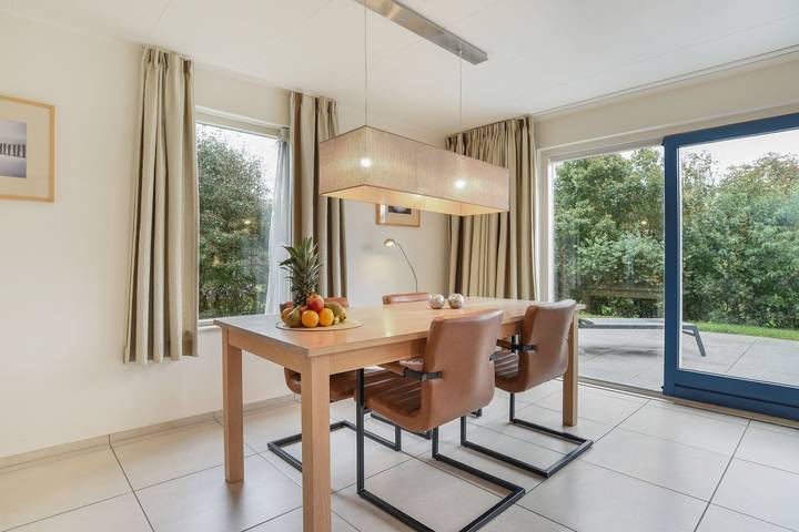 Bungalow für 4 Personen, mit Balkon/Terrasse und Terrasse in De Koog - 4