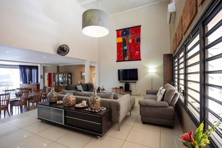 Villa pour 10 personnes, avec vue et piscine ainsi que terrasse et jardin, animaux acceptés dans Guyane française - 3