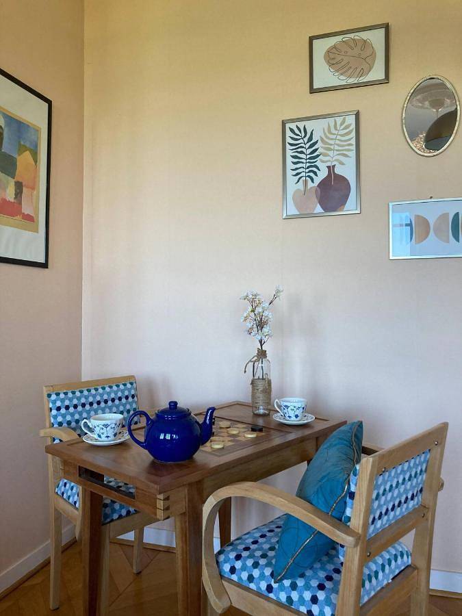 Geheel appartement, Two-Bedroom Apartment in Plage Dieppe, Dieppe