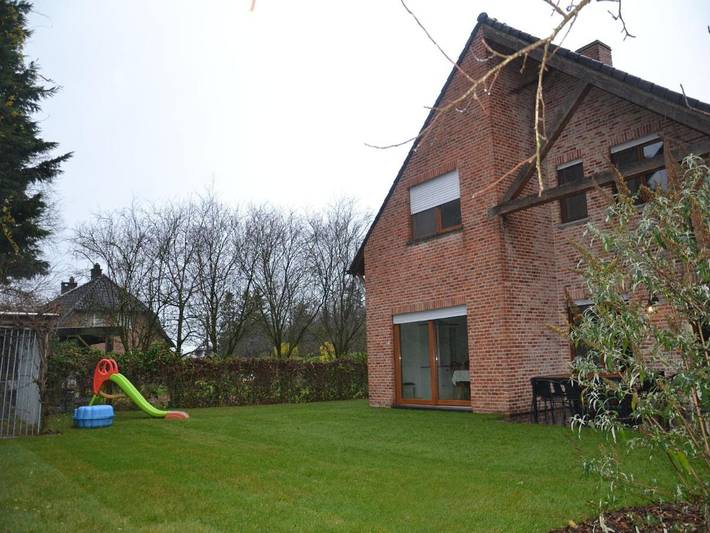 Villa für 10 Personen, mit Terrasse und Garten in Sint-Niklaas