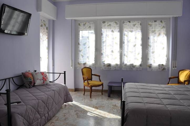 Location de vacances pour 2 personnes, avec balcon à Borghetto Santo Spirito - 4