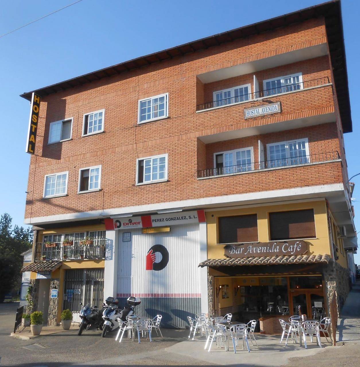 Hostal Avenida in Arenas de San Pedro, Valle del Tiétar