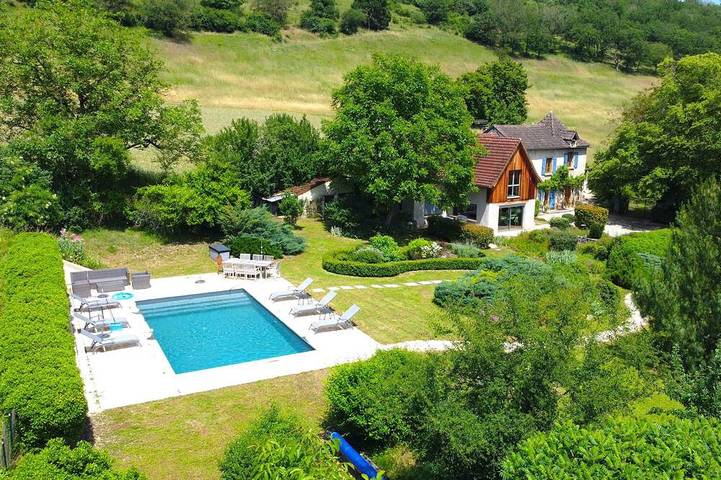 Chambre d’hôte pour 12 personnes, avec Jacuzzi et Piscine à Cajarc