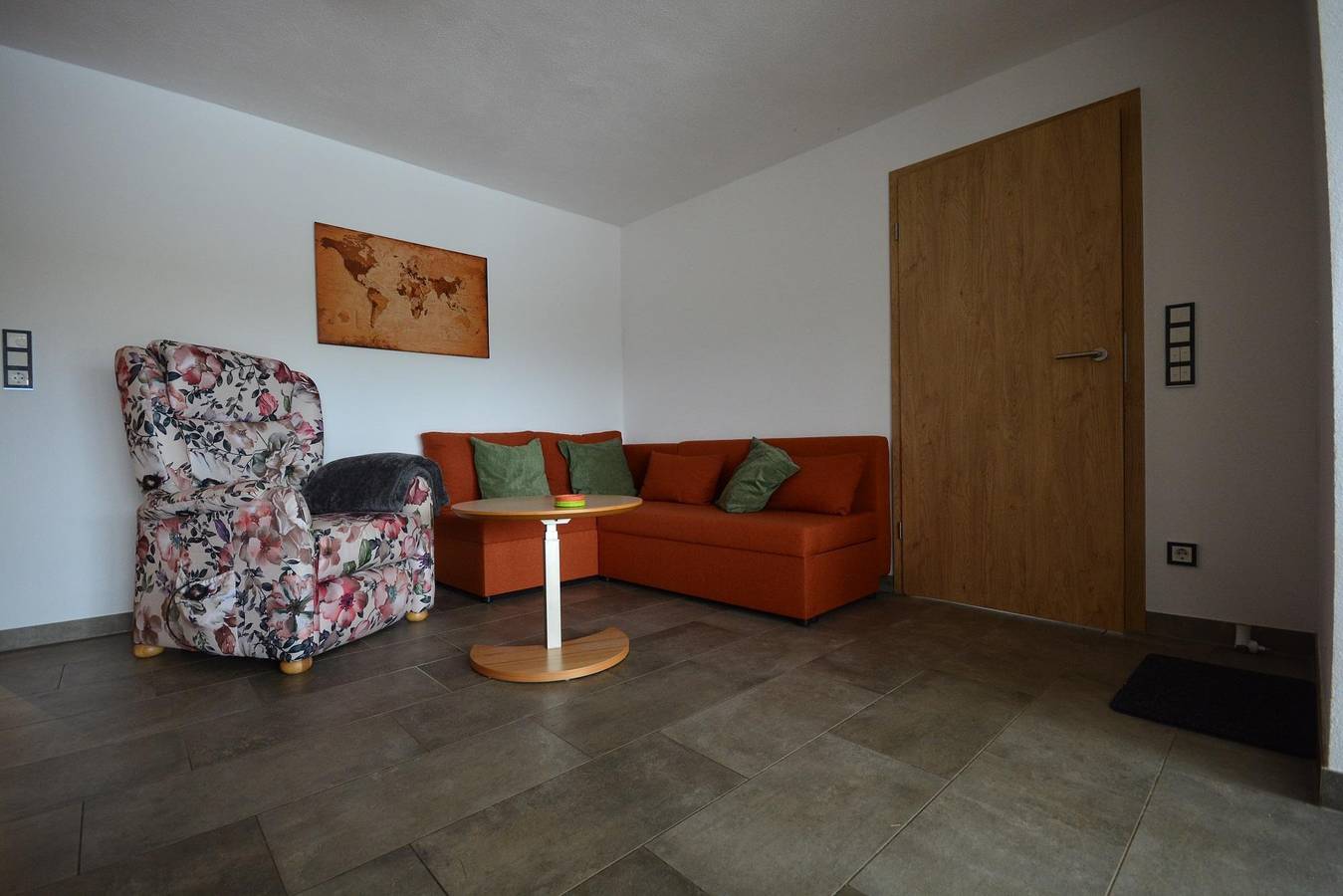 Ganze Ferienwohnung, Appartement/Fewo, Dusche, Wc, Nichtraucher in Klüsserath, Moseleifel