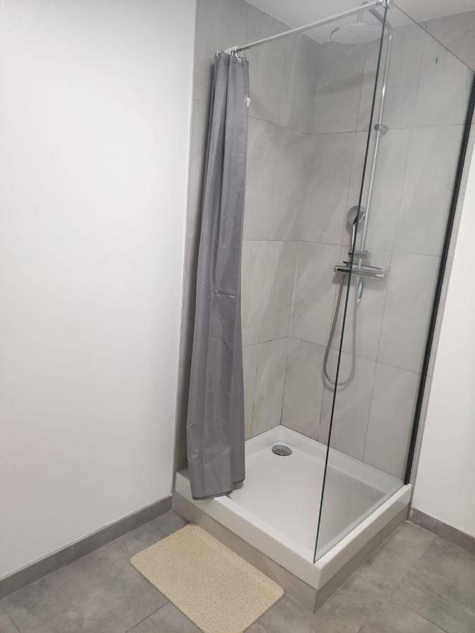 Chambre Double Familiale in Nœux-les-Mines, Région de Béthune