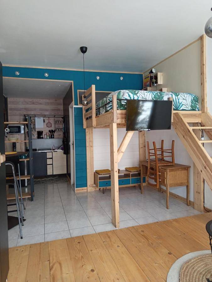 Appartement entier, Charmant Studio à 2 pas de Naval Group au coeur d une rue commerçante in Équeurdreville-Hainneville, Cherbourg-en-Cotentin