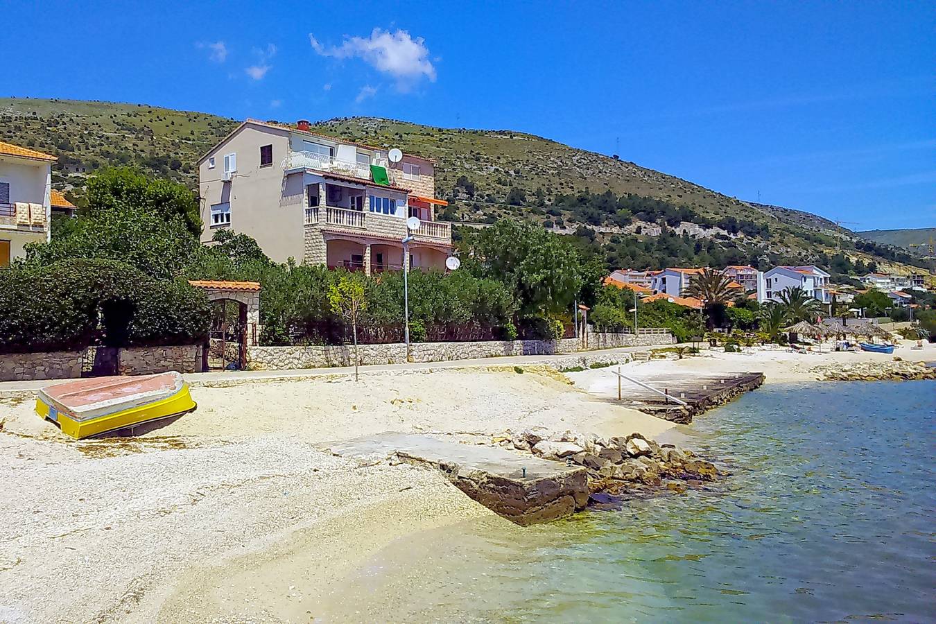 Entire apartment, Two bedroom apartment near beach Seget Donji, Trogir A-19351-b in Seget Vranjica, Split-Dalmatia