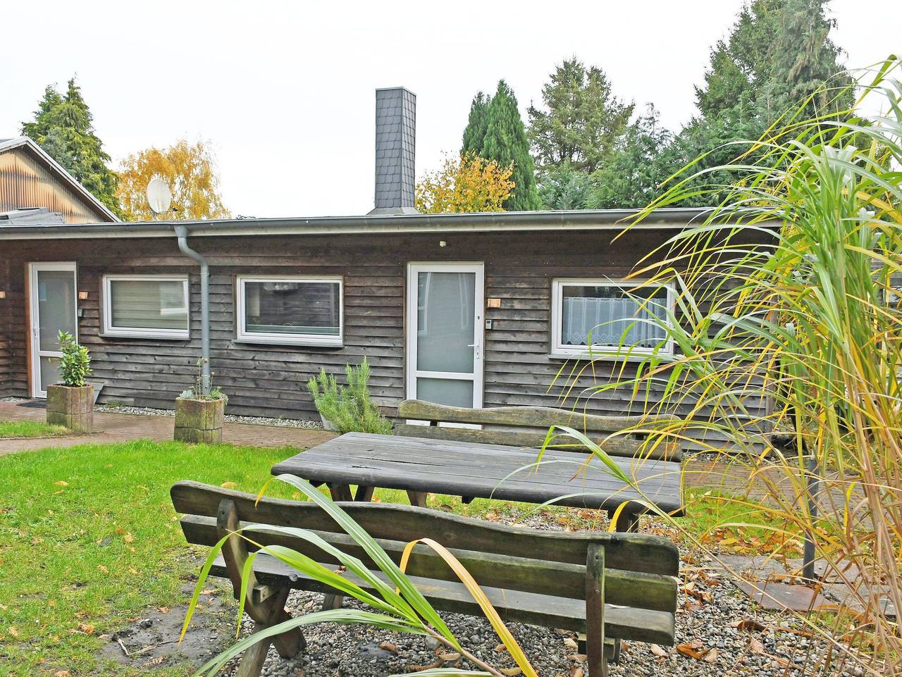 Ganze Ferienwohnung, Ruhig gelegene Fewo mit Terrasse nahe dem Strelasund - ruhig gelegene Fewo mit Terrasse nahe dem Strelasund in Stralsund, Stralsund Umland