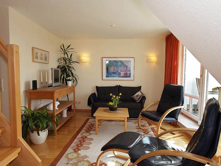 Ferienhaus für 4 Personen, mit Garten und Sauna sowie Seeblick, kinderfreundlich in Warwerort - 2