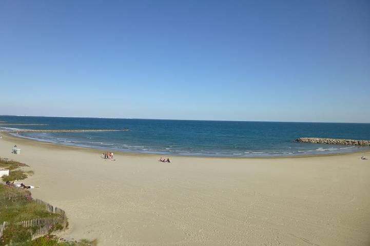 Location de vacances pour 6 personnes, avec balcon et jacuzzi à Mauguio