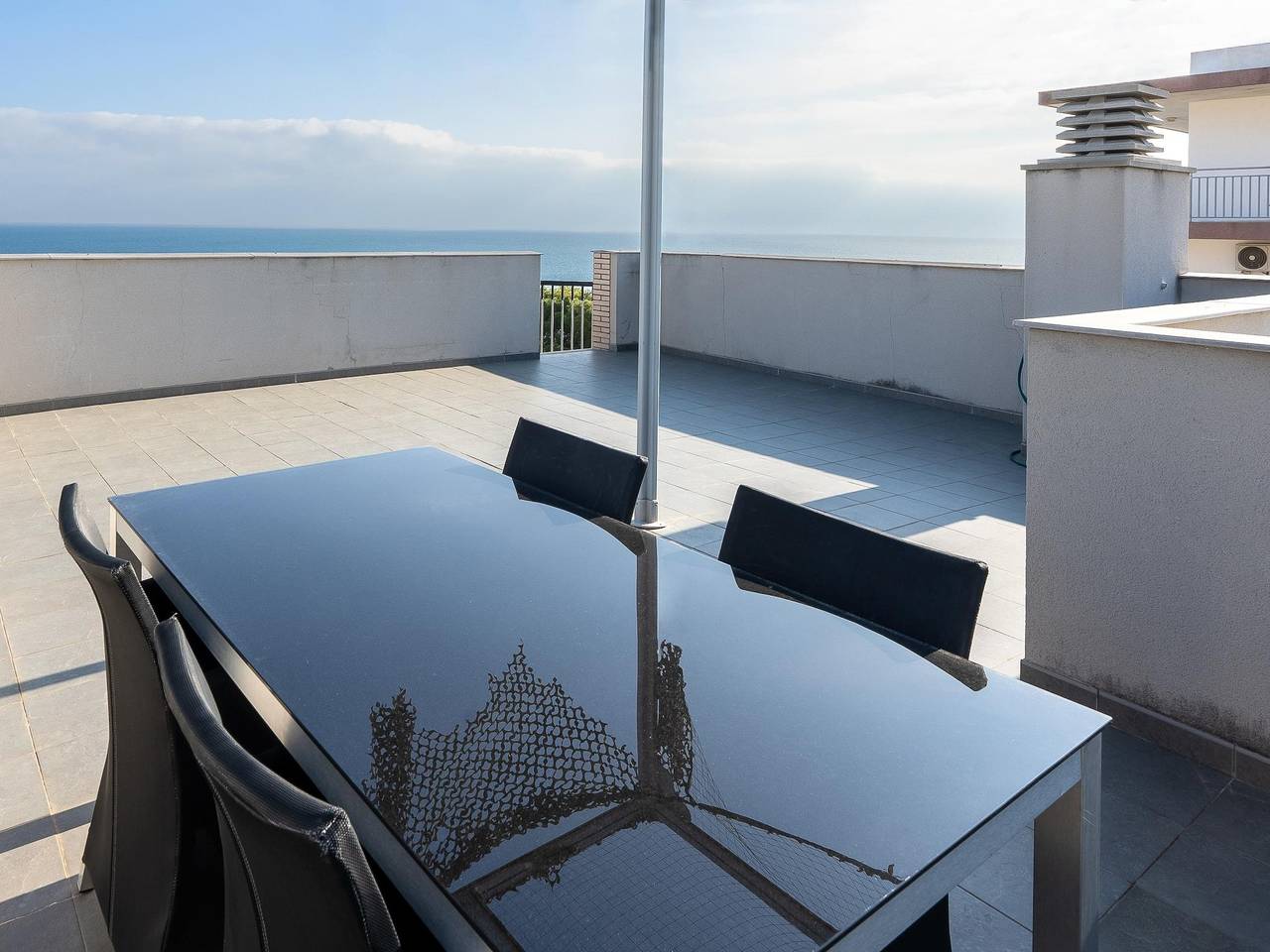 Apartamento vacacional entero, Vistas al Mar Mediterráneo de ensueño in Miami Playa, Costa Dorada
