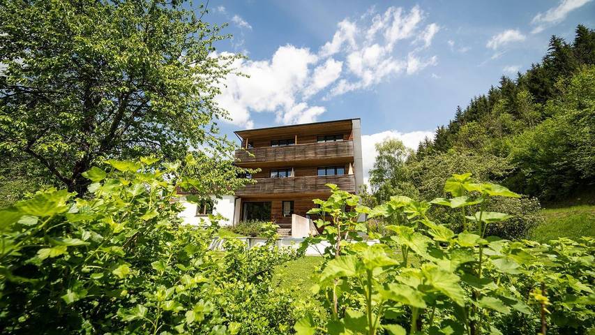 Ferienwohnung für 4 Personen, mit Ausblick und Sauna sowie Pool und Garten in Hinterstoder