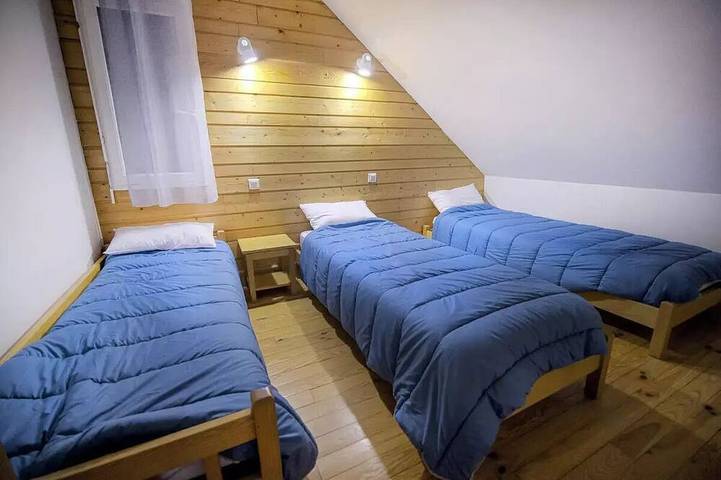 Location de vacances pour 10 personnes, avec terrasse et sauna, animaux acceptés à Mende - 2