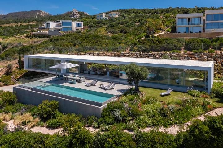 Vakantiehuis voor 12 personen, with Balkon and Terras as well as Tuin in Tarifa
