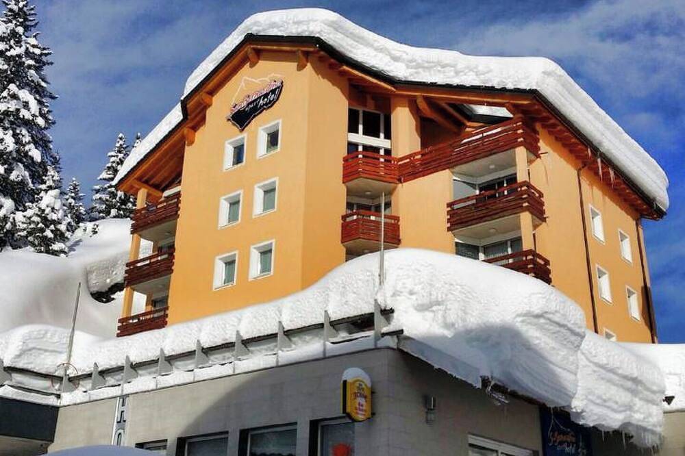 Ganze Wohnung, Aparthotel S-Bernardino Sa, (San Bernardino) in San Bernardino GR, Mesocco