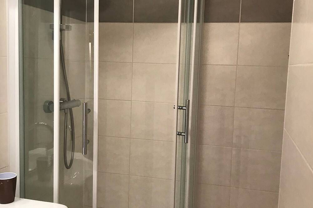 Entire apartment, 25m² Studio at Corrençon slopes - South-facing Balcony in Corrençon-en-Vercors, Parc naturel régional du Vercors