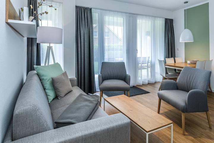 Ferienwohnung für 5 Personen, mit Balkon und Terrasse sowie Pool und Sauna in Bensersiel