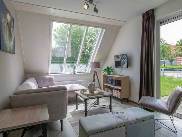 Ferienhaus für 4 Personen, mit Terrasse und Garten in Scharendijke - 2