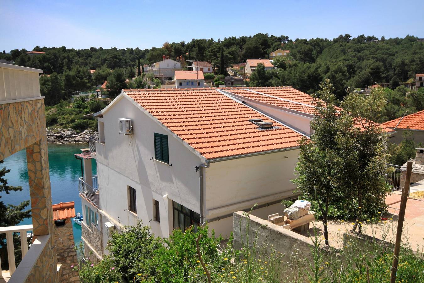 Cijeli apartman, Dvosobni apartman uz plažu Basina, Hvar A-4599-f in Vrboska, Hvar