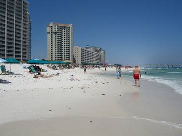 Beach Rental for 8 Guests in Navarre Beach, Emerald Coast, Picture 3
