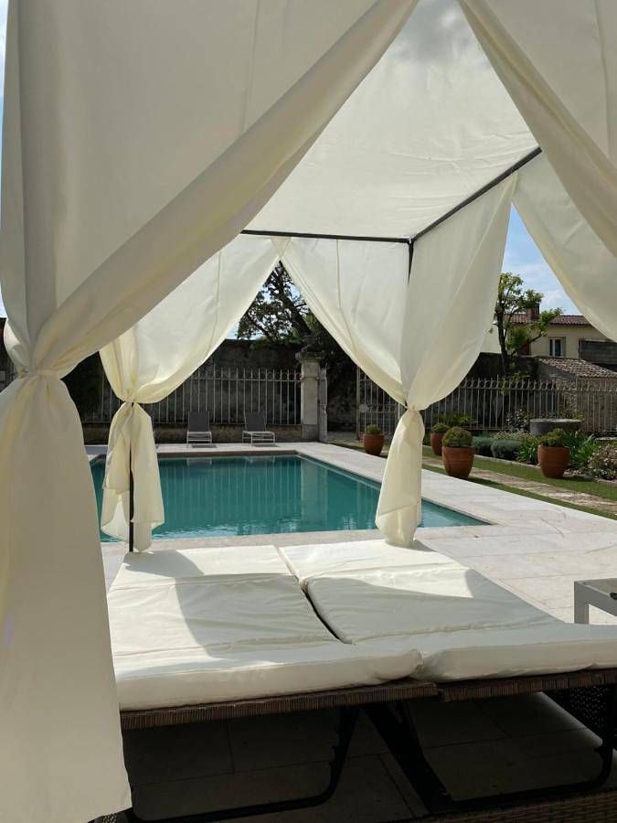 Location de vacances pour 22 personnes, avec jardin et piscine, animaux acceptés à Saint-Geniès-de-Comolas - 3