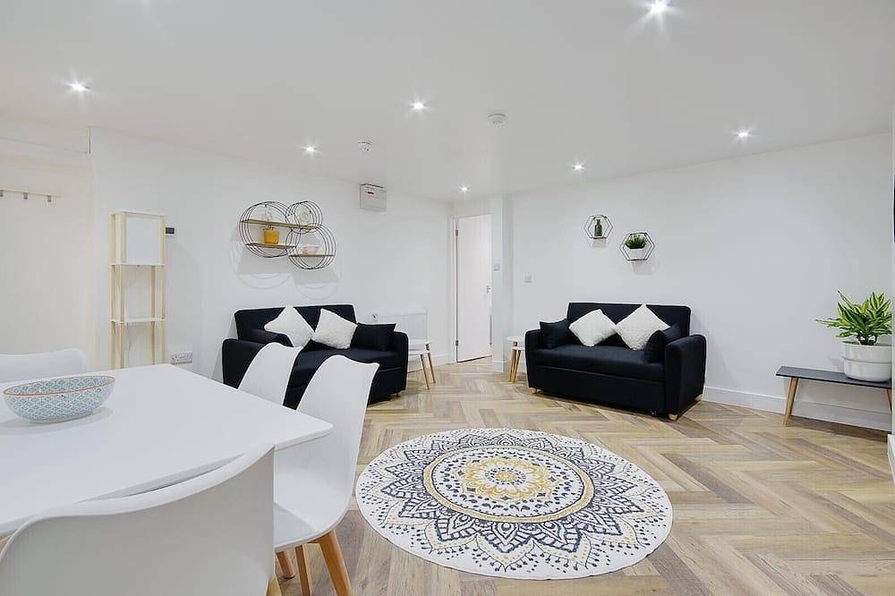 Ganze Wohnung, Apartment-Familie-Eigenes Badezimmer-Gartenblick-The Garden Suite in Bournemouth, Südwestengland