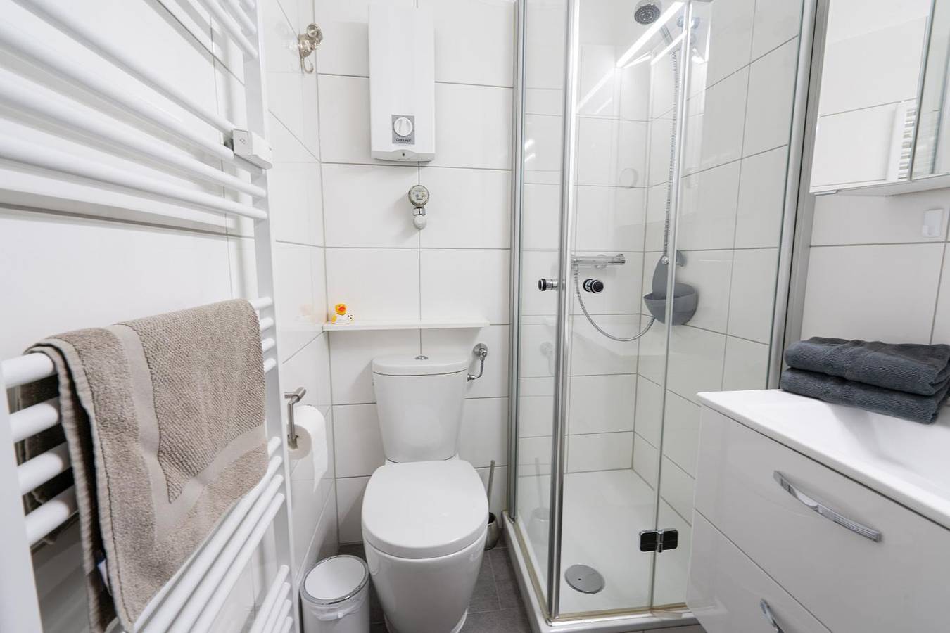 Hel lejlighed, Modernes 1-Raum-Appartement im Eg – mit Küche & Sauna im Haus Bielefeld in Norderney