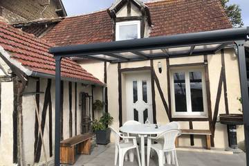 Gîte pour 6 personnes, avec terrasse et jardin à Cléon (Seine-Maritime)
