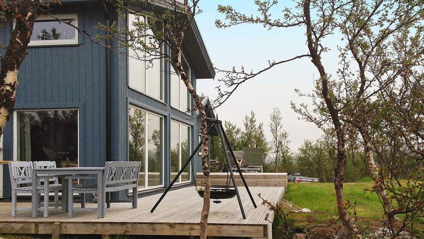 Ferienhaus für 6 Personen, mit Ausblick und Garten sowie Terrasse in Finnmark