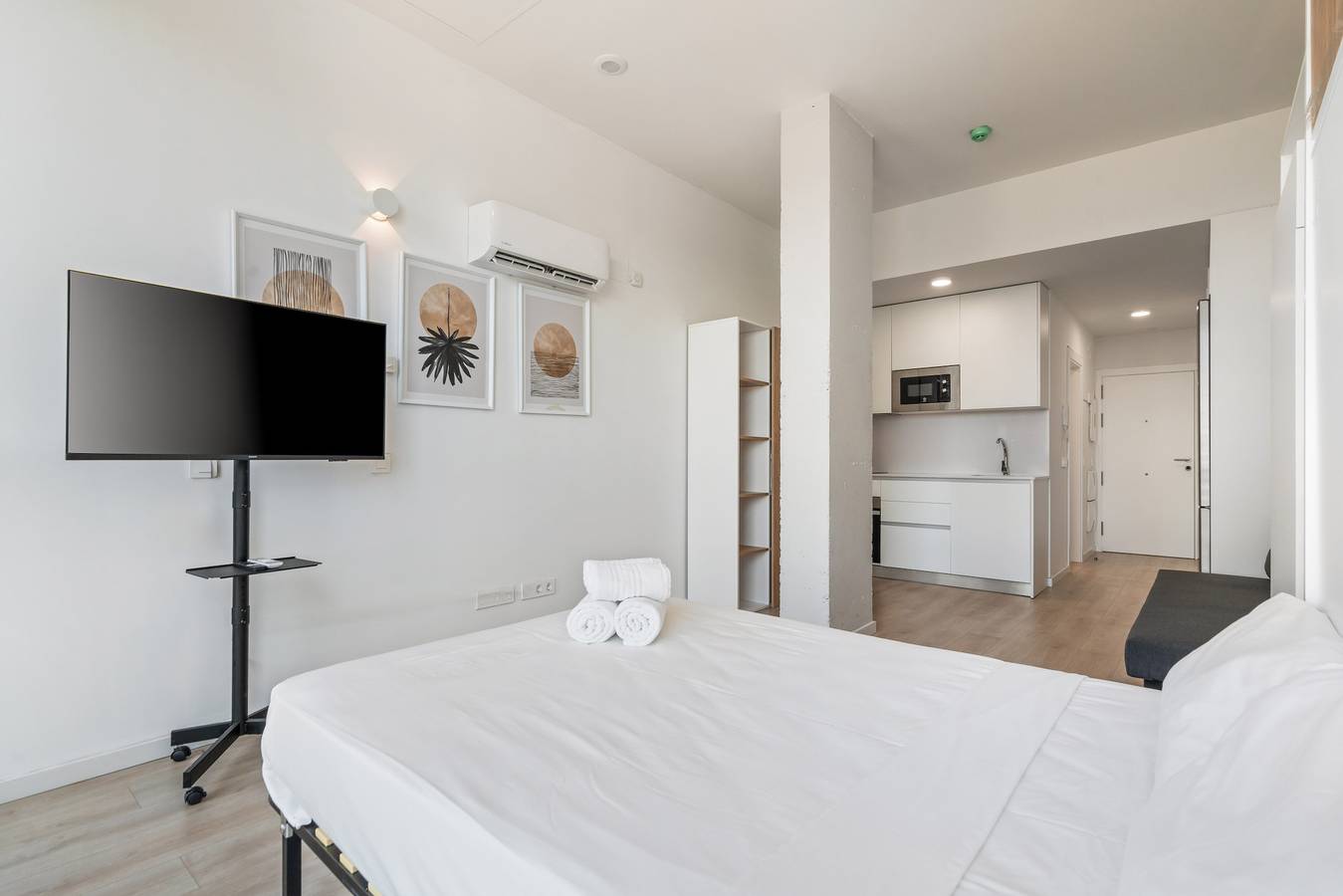 Apartamento entero, Apartamento con piscina y garaje de alquiler temporal in Madrid, Provincia de Madrid