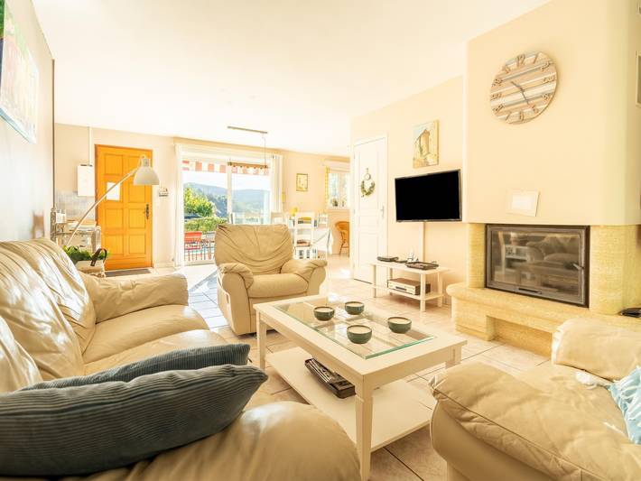 Location de vacances pour 8 personnes, avec piscine et terrasse, adapté aux familles à Roquebrun - 2