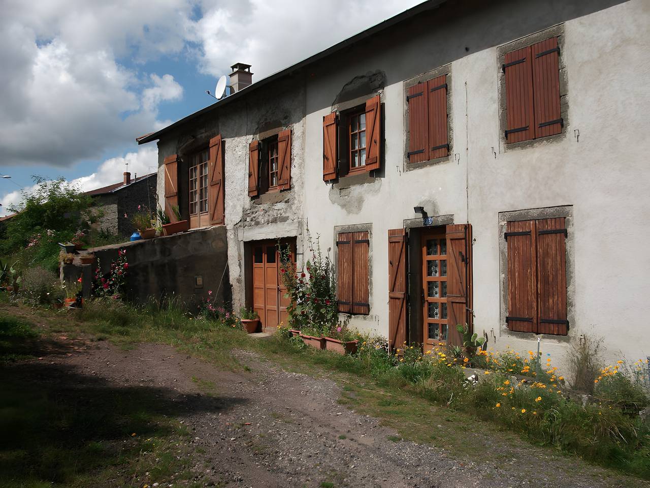 Maison de vacances « Le Paillassou » avec vue sur la montagne et Wi-Fi in Blanzac, Haute-Loire