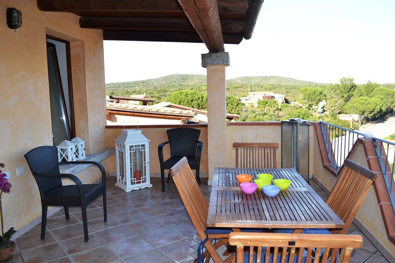 Casa Vacanze 'Orizzonti 33' con vista mare, terrazza privata e aria condizionata in Baia Caddinas, Golfo Aranci