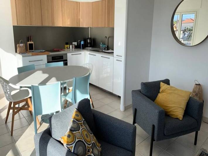 Gîte pour 6 personnes, avec balcon, adapté aux familles dans Le Vieux Phare Du Grau Du Roi - 2