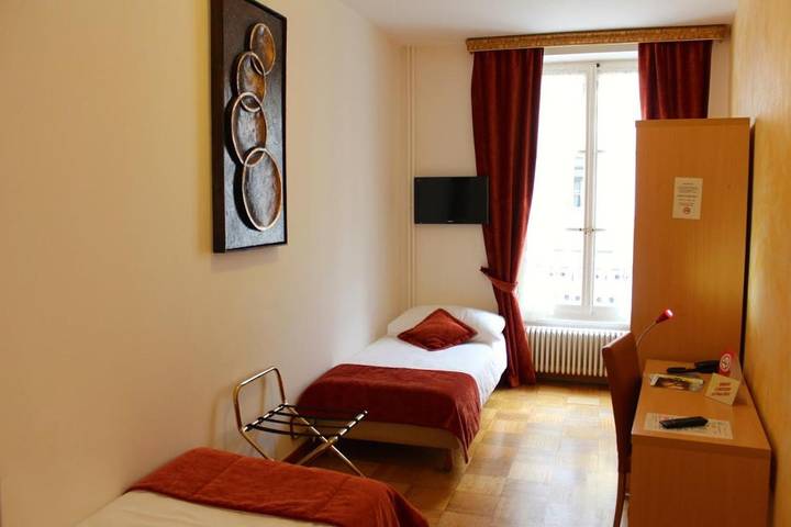 Hôtel pour 2 personnes, avec terrasse, adapté aux familles à Nyon - 4