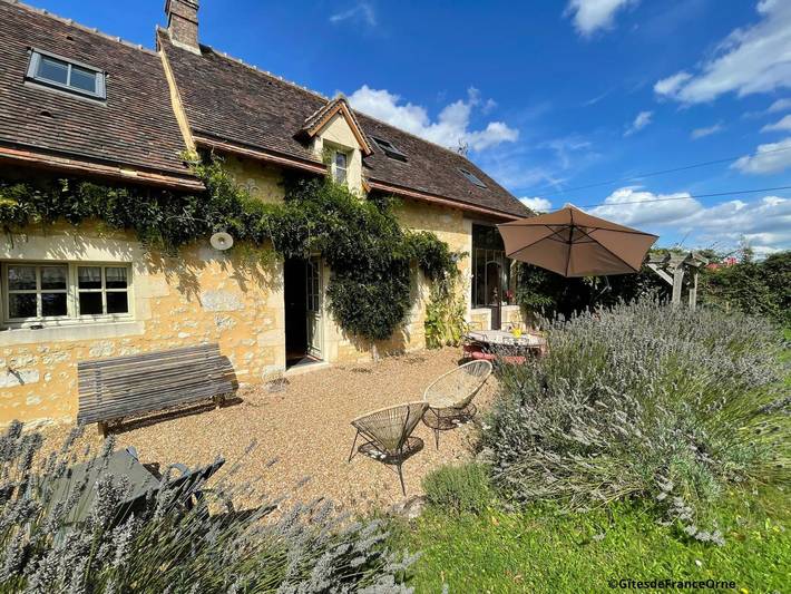 Gîte pour 8 personnes, avec Terrasse et Jardin dans Orne - 3