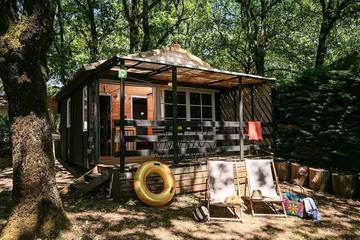 Gîte pour 5 personnes, avec piscine et terrasse à Loupiac (Lot)