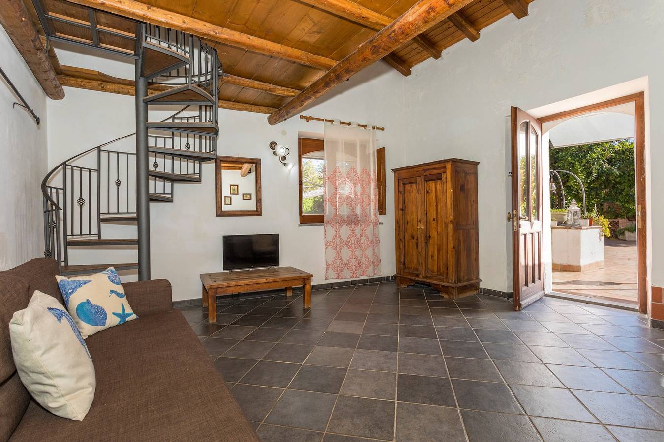 Zimmer 'Petru' mit Bergblick, Wi-Fi und Klimaanlage in Trappitello-Chianchitta, Taormina