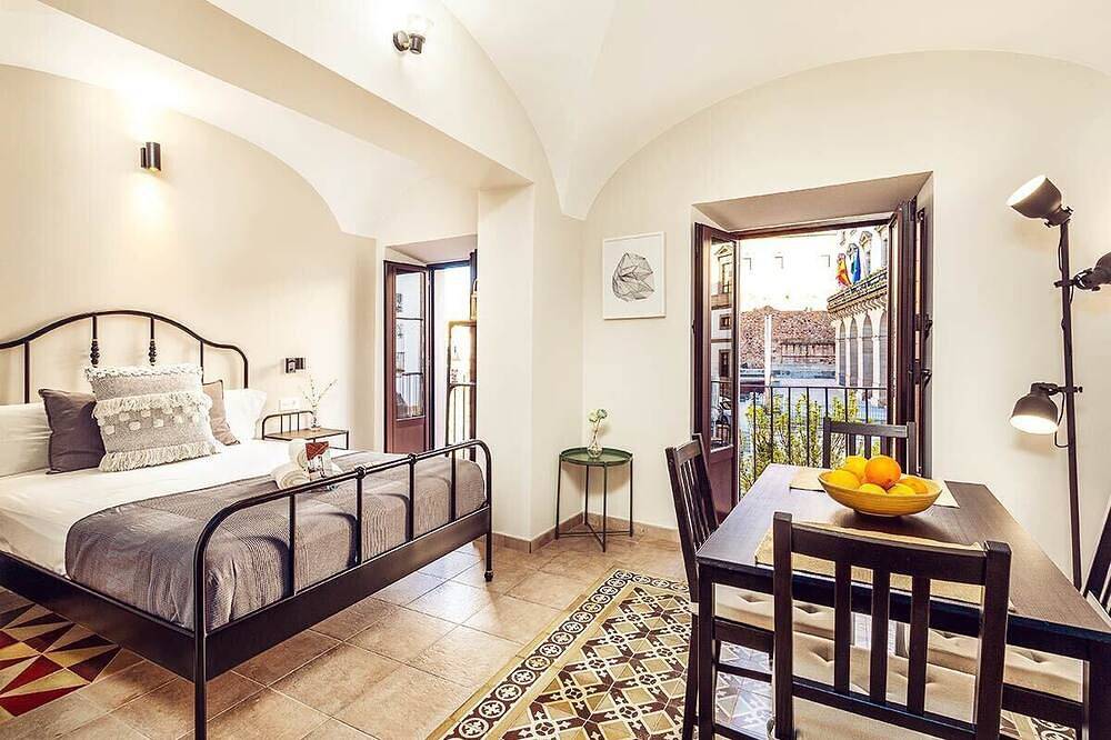 Appartement entier, 204 Studio Plaza - Apartments Plaza Mayor 35 in Cáceres, Région de Cáceres