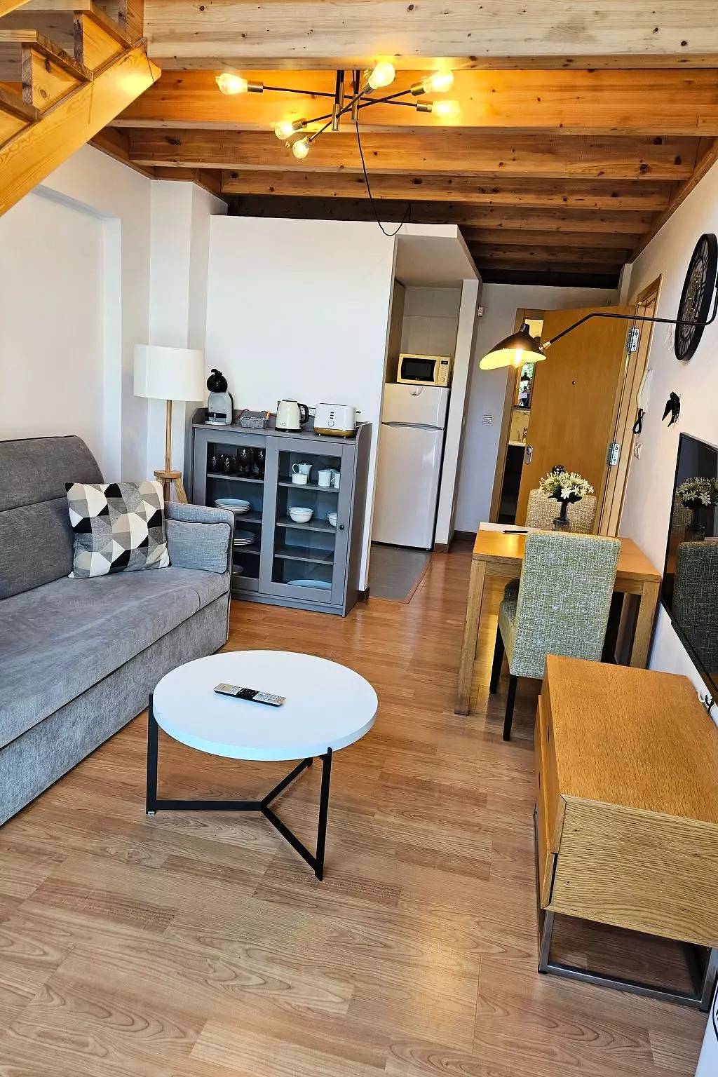 Apartamento entero, 3 estancias 4 Personas in Santiago de Compostela, Provincia de La Coruña