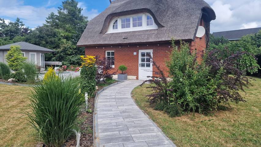 Ferienhaus für 2 Personen, mit Garten in Dranske