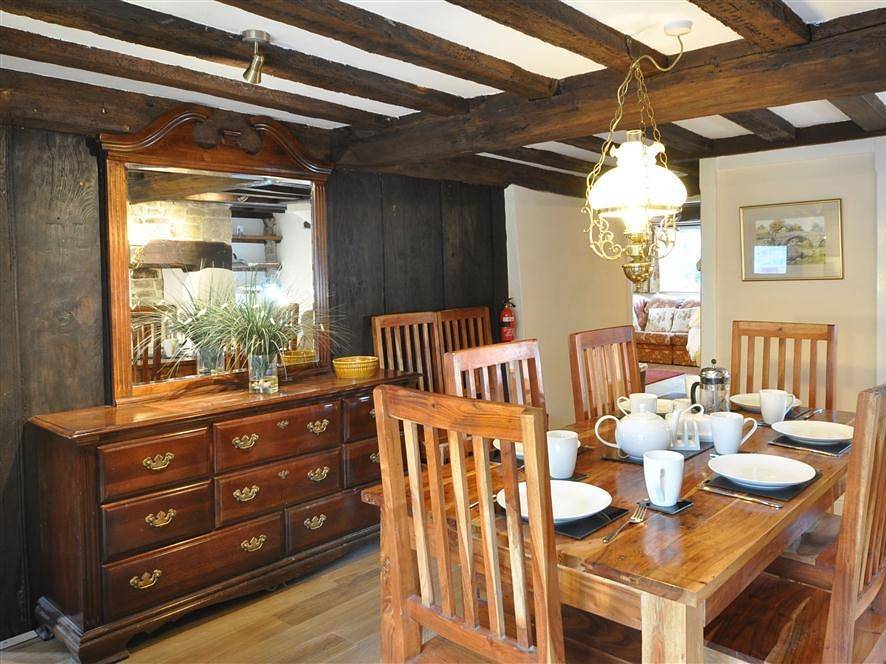 Ivy Cottage in Lulworth Cove, Dorset