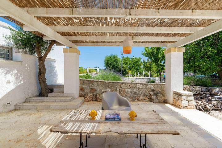 Location de vacances pour 8 personnes, avec jardin à Ostuni - 2